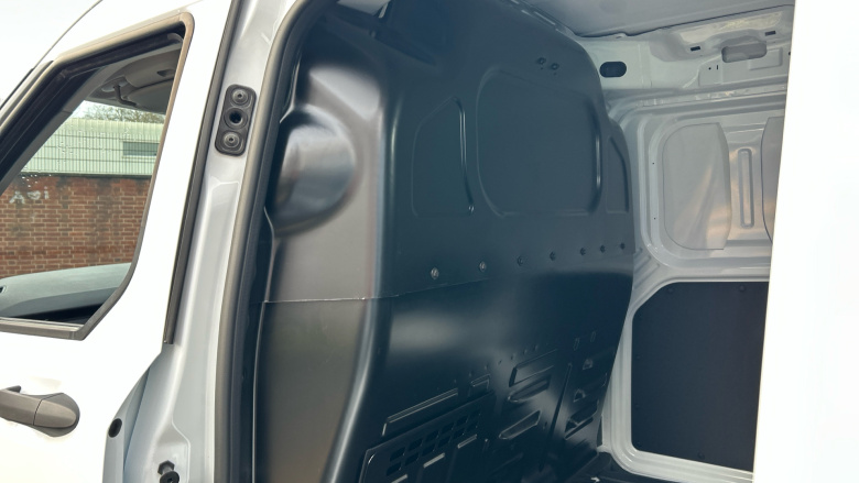 Ford Transit Courier E-Transit Courier 100kW 43kWh Trend Van Auto